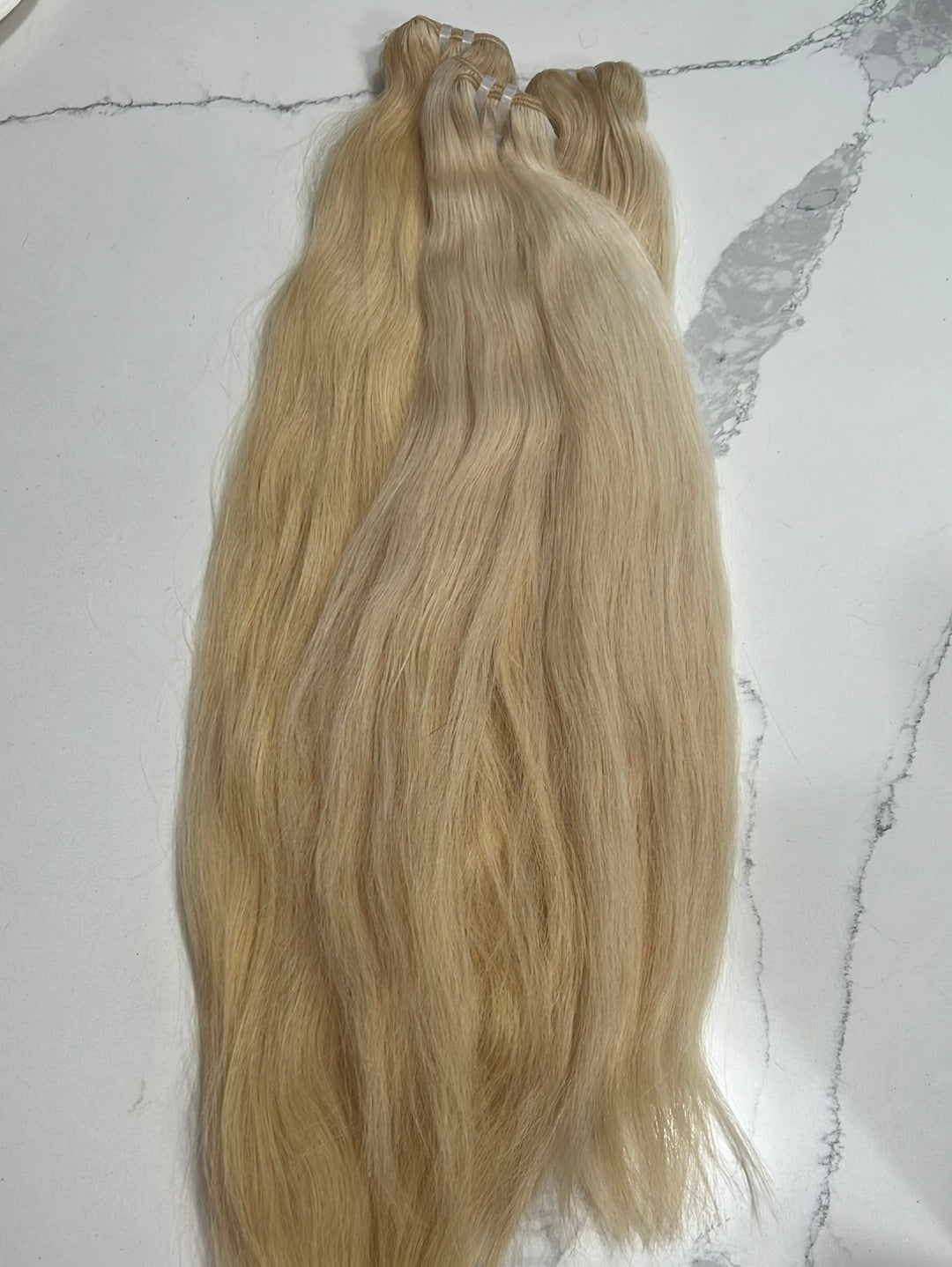 Blonde Strands- pre order