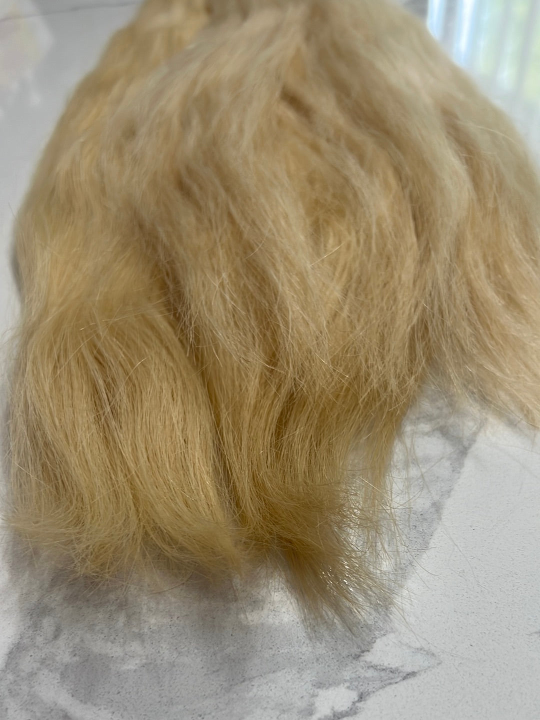 Blonde Strands- pre order